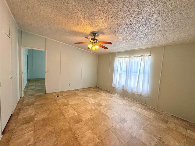 240 Professional Court, Dallas, GA 30132