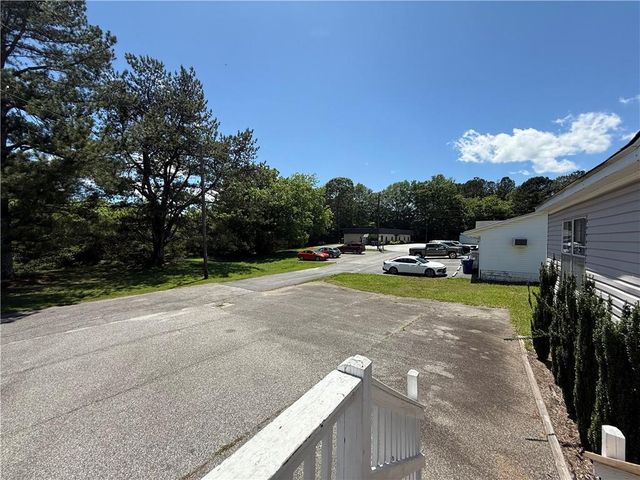 240 Professional Court, Dallas, GA 30132