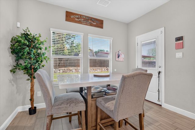 1425 Bennett Drive, Burleson, TX 76028