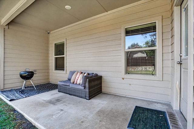 1425 Bennett Drive, Burleson, TX 76028