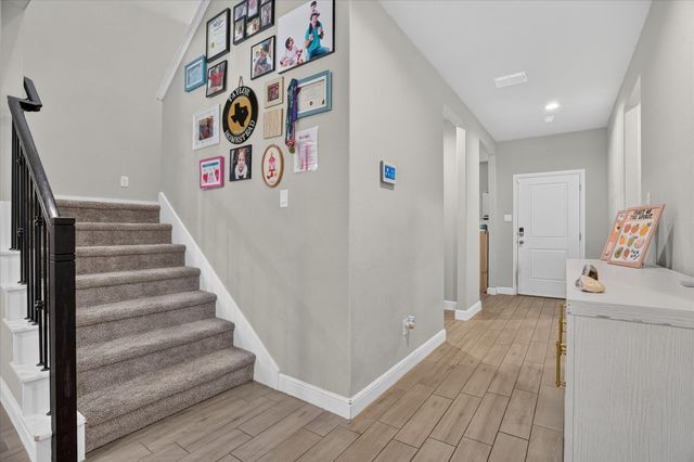 1425 Bennett Drive, Burleson, TX 76028