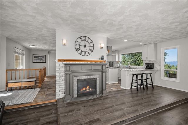 16220 N Dalton Rd, Spokane, WA 99208