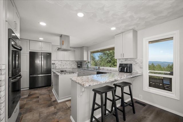 16220 N Dalton Rd, Spokane, WA 99208