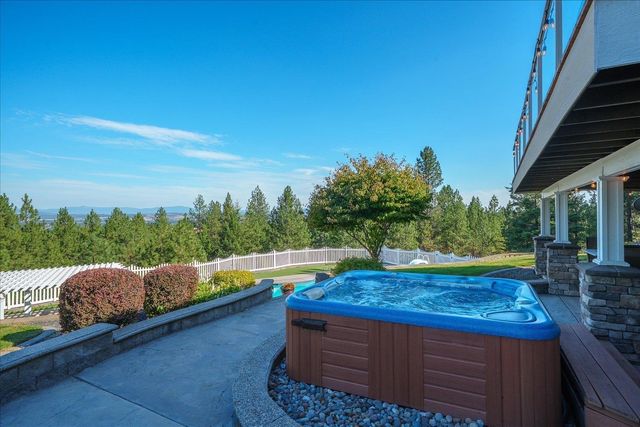 16220 N Dalton Rd, Spokane, WA 99208