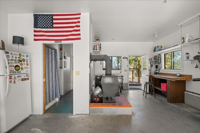 16220 N Dalton Rd, Spokane, WA 99208