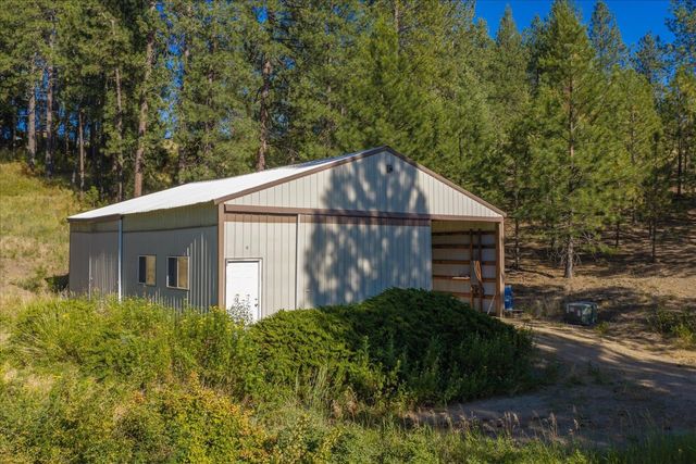 16220 N Dalton Rd, Spokane, WA 99208