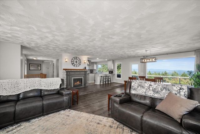 16220 N Dalton Rd, Spokane, WA 99208