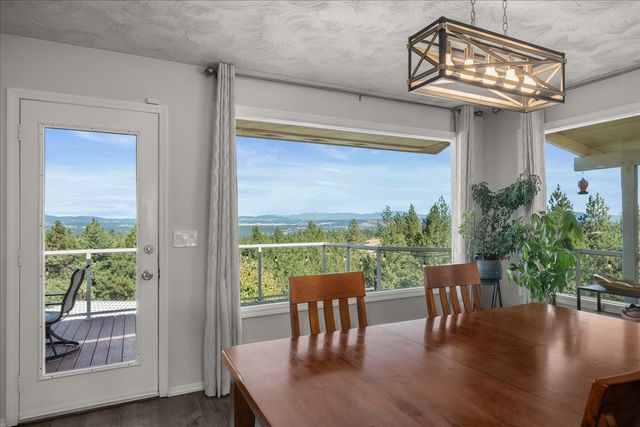 16220 N Dalton Rd, Spokane, WA 99208