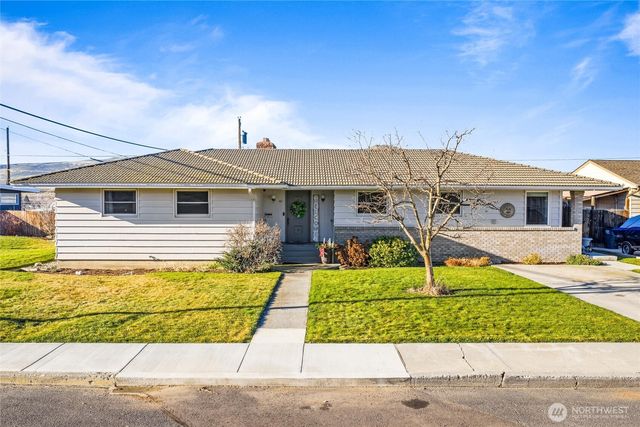 43 Crest Drive, Ephrata, WA 98823