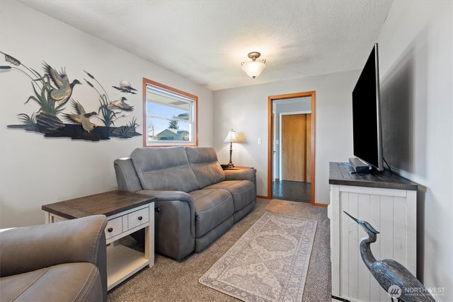 43 Crest Drive, Ephrata, WA 98823