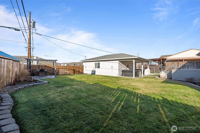 43 Crest Drive, Ephrata, WA 98823