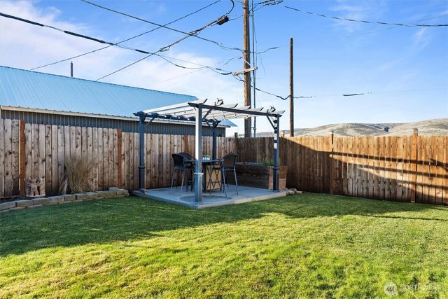 43 Crest Drive, Ephrata, WA 98823