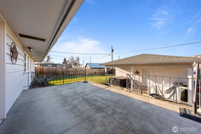 43 Crest Drive, Ephrata, WA 98823