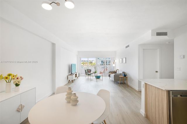 9881 E Bay Harbor Dr 302, Bay Harbor Islands, FL 33154