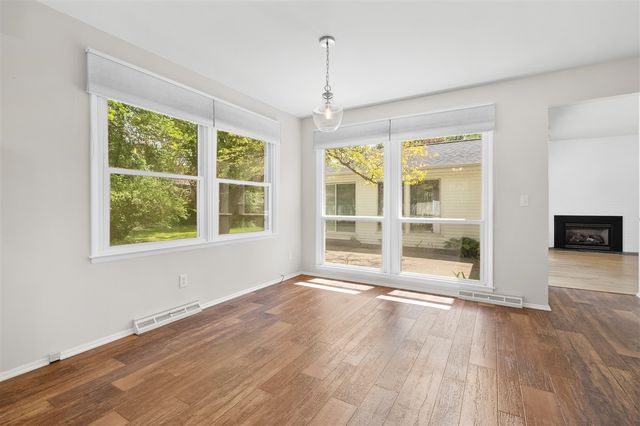 6817 Rothbury Street, Portage, MI 49024