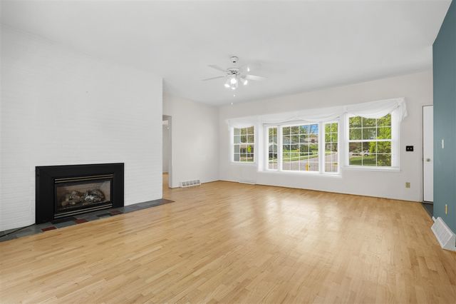 6817 Rothbury Street, Portage, MI 49024