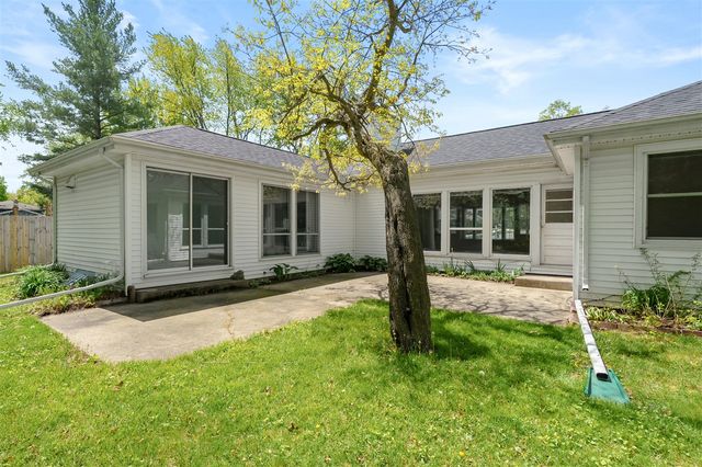 6817 Rothbury Street, Portage, MI 49024