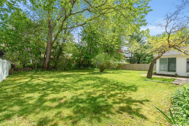 6817 Rothbury Street, Portage, MI 49024