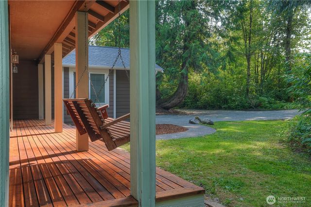 33110 27th Avenue E, Roy, WA 98580
