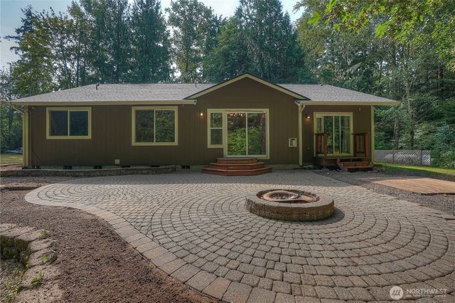 33110 27th Avenue E, Roy, WA 98580