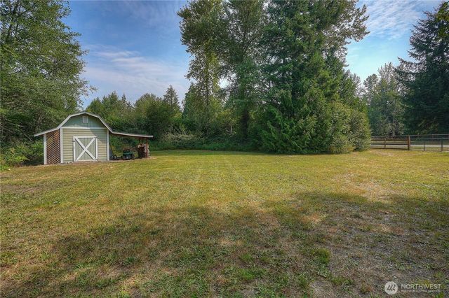 33110 27th Avenue E, Roy, WA 98580