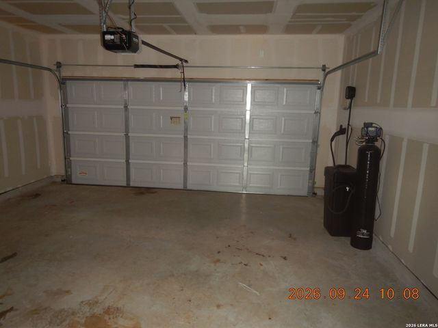 2004 Palmer Pl, Converse, TX 78109