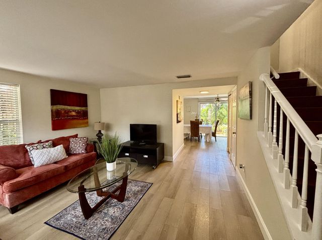 13472 Old Englishtown Road, Wellington, FL 33414