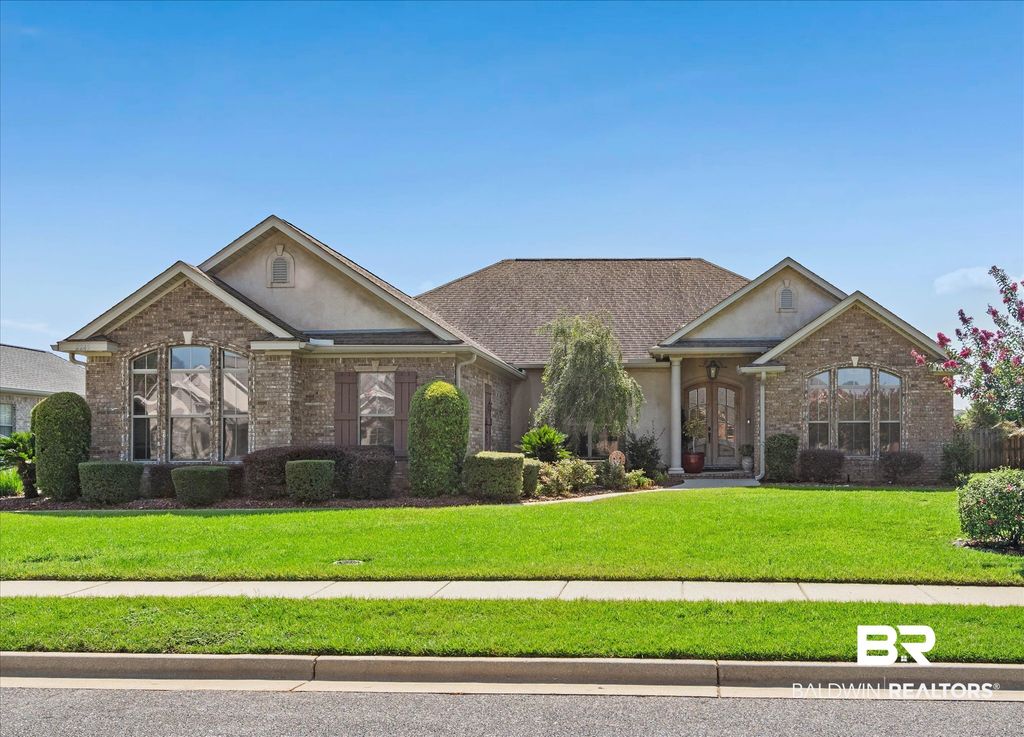 2245 E Turtle Creek, Mobile, AL 36695