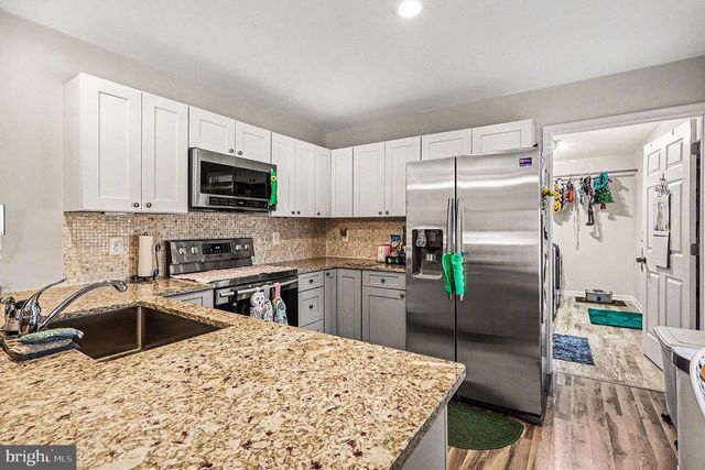 8318 DIAMOND HILL RD, Warrenton, VA 20186