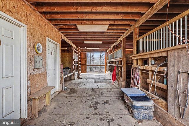 8318 DIAMOND HILL RD, Warrenton, VA 20186