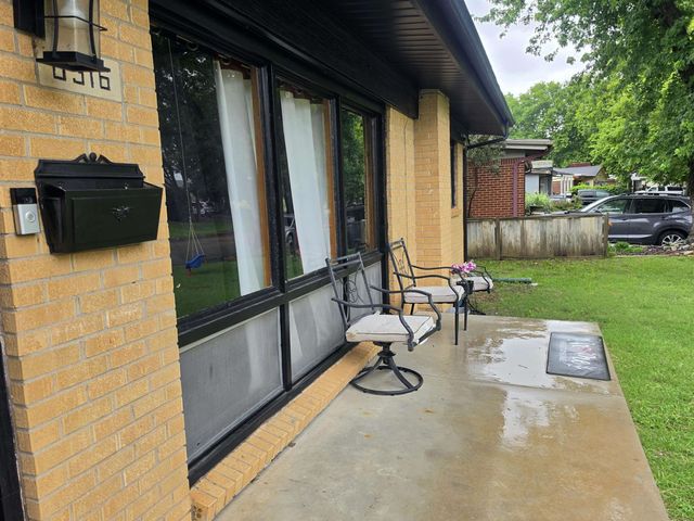 8316 E Morris St, Wichita, KS 67207