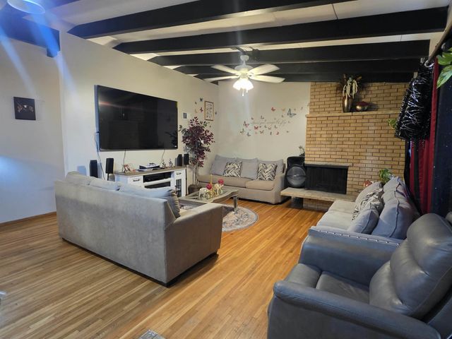 8316 E Morris St, Wichita, KS 67207