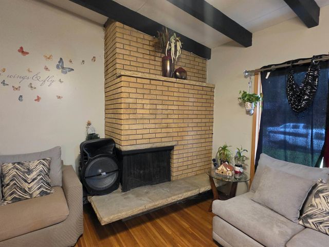 8316 E Morris St, Wichita, KS 67207
