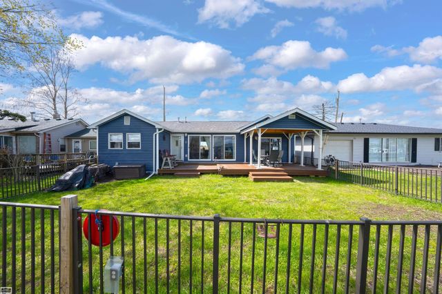 6334 Marina Drive, Clay Twp, MI 48001