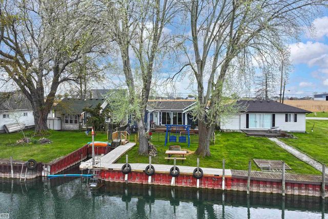 6334 Marina Drive, Clay Twp, MI 48001
