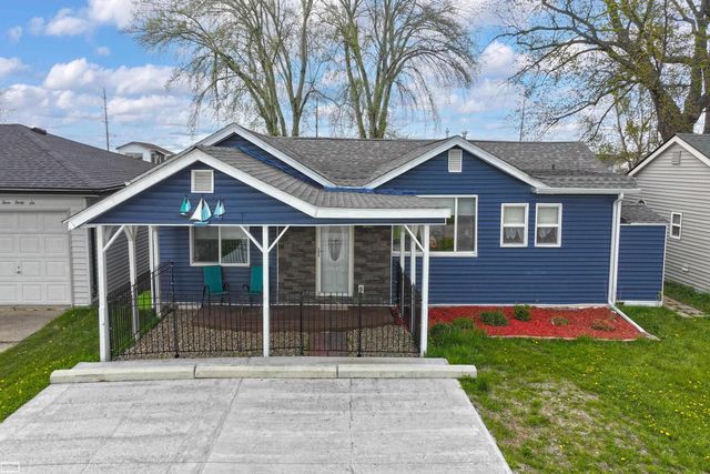 6334 Marina Drive, Clay Twp, MI 48001