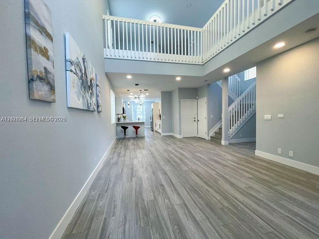 1261 Hayes St, Hollywood, FL 33019