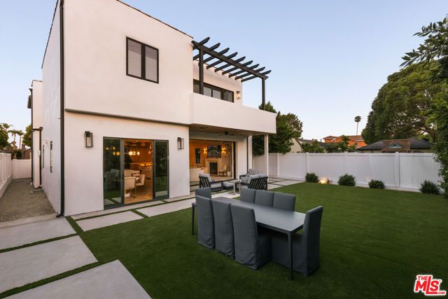 1723 S Corning Street, Los Angeles, CA 90035