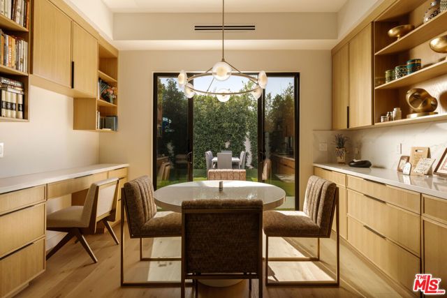 1723 S Corning Street, Los Angeles, CA 90035
