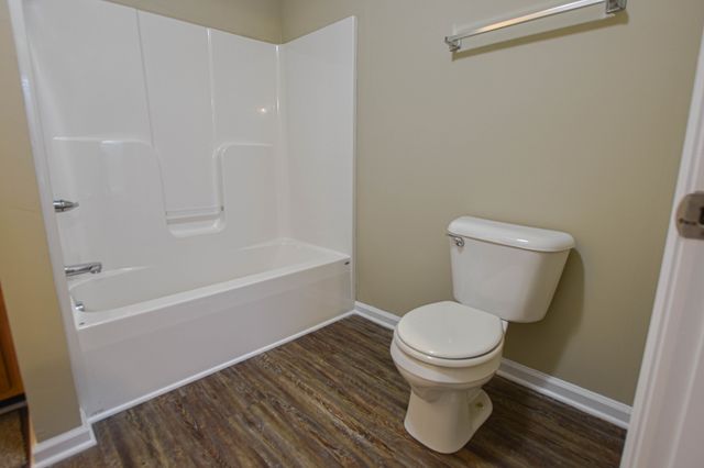 1030 W Creek Coyote Trl Apt A, Clarksville, TN 37042