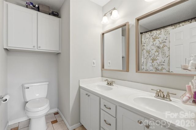 109 Prescott Street, Matthews, NC 28104