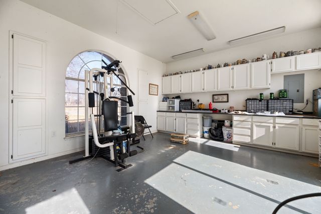 417 Pecan Point Drive, Kerens, TX 75144