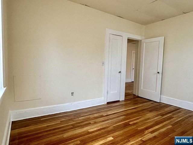80 W Edsall Avenue 3, Palisades Park, NJ 07650