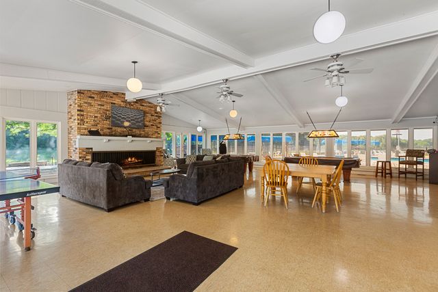 49 Oak Hill Colony 12, Fox Lake, IL 60020