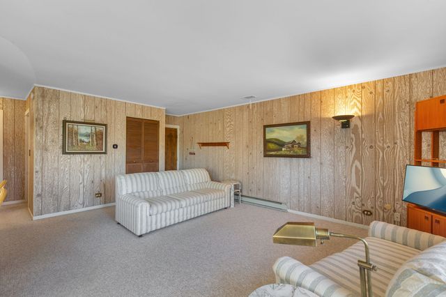 49 Oak Hill Colony 12, Fox Lake, IL 60020