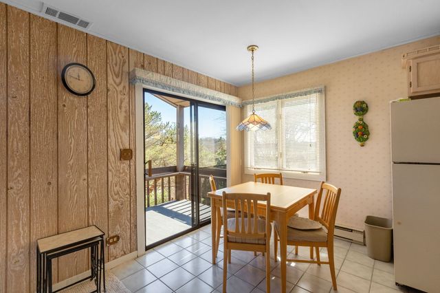 49 Oak Hill Colony 12, Fox Lake, IL 60020