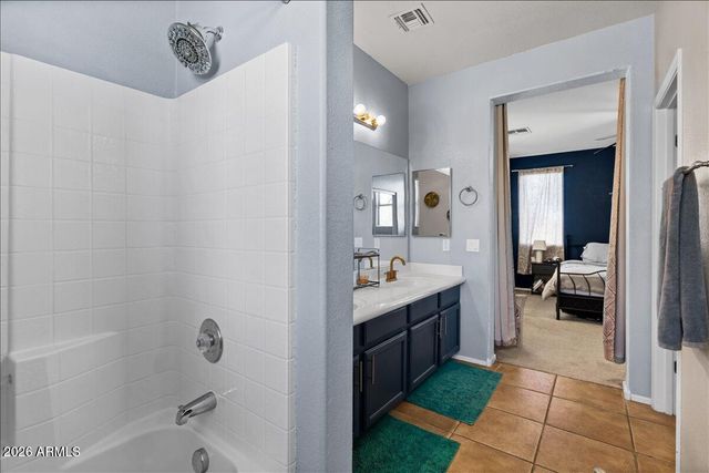 4198 S SOBOBA Street, Gilbert, AZ 85297