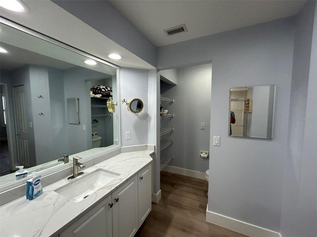 3702 54TH DRIVE W 204, Bradenton, FL 34210