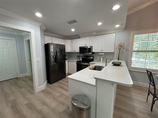 3702 54TH DRIVE W 204, Bradenton, FL 34210