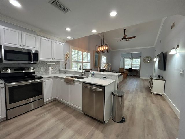 3702 54TH DRIVE W 204, Bradenton, FL 34210